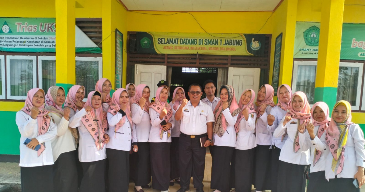 Gambar sampul Ku Petik Yang Manis Sehabis Jatuh