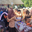 Kisah Inspiratif ASN : Kegiatan Market Day ; Pasar Murah Siswa