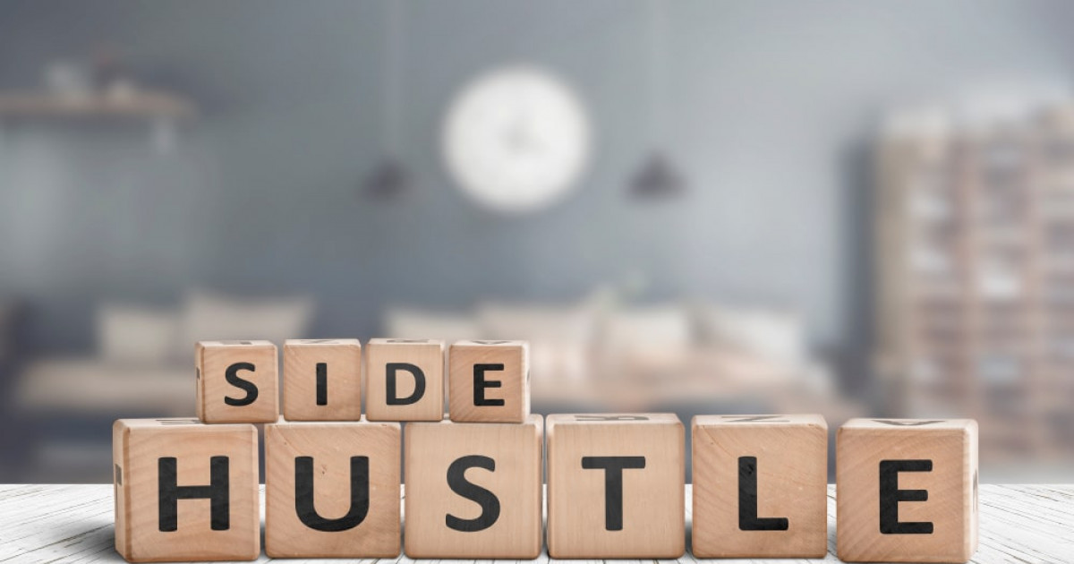 Gambar sampul Menambah Penghasilan dengan Side Hustle: Tips dan Ide Kreatif